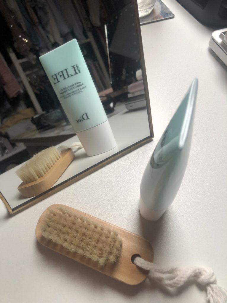 Emulsione sorbetto in microgocce di Dior (benvenuta idratazione semi-mat)