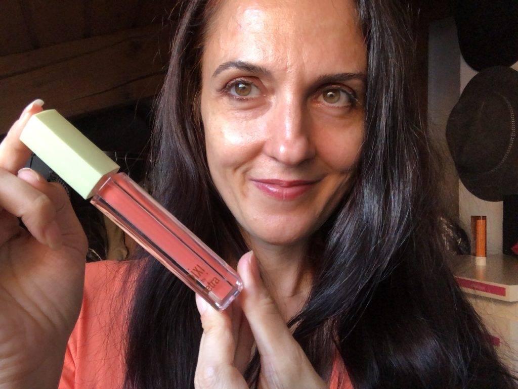 Pixi on the glow look with my pixi beauty essentials favorites