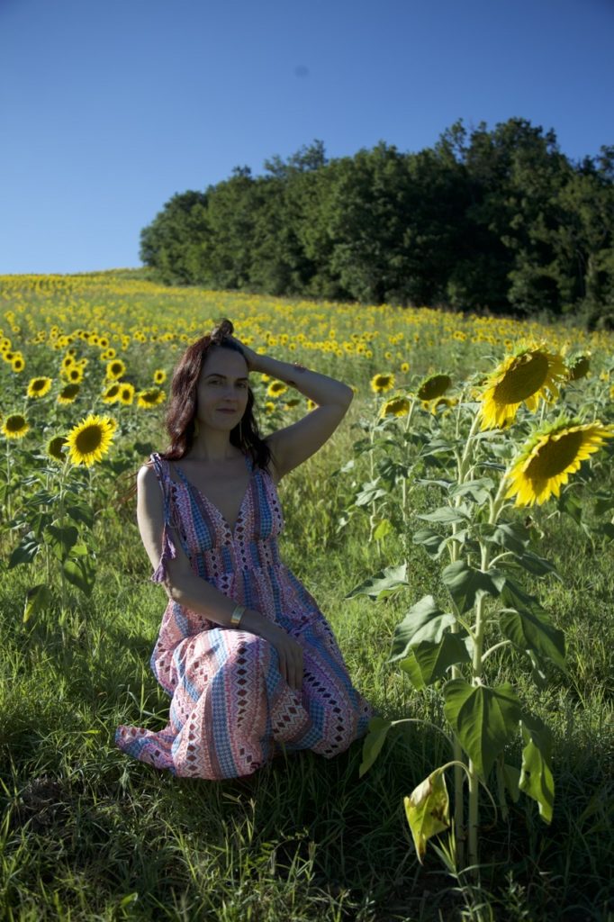 Girasoli e pensieri: un'estate strana alla ricerca della pace dei sensi