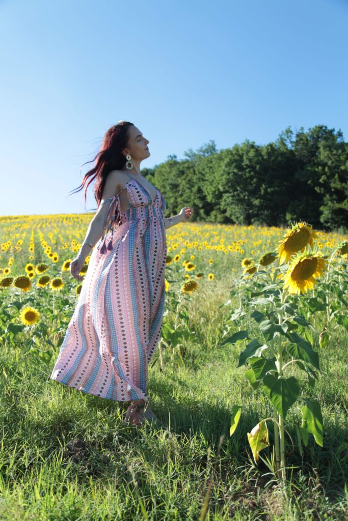 Girasoli e pensieri: un'estate strana alla ricerca della pace dei sensi