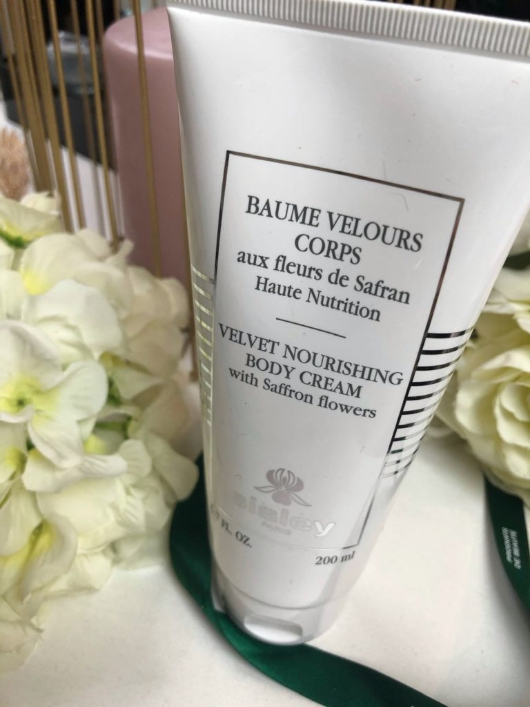 Baume Velours Corps di Sisley Paris (come applicare la crema corpo)