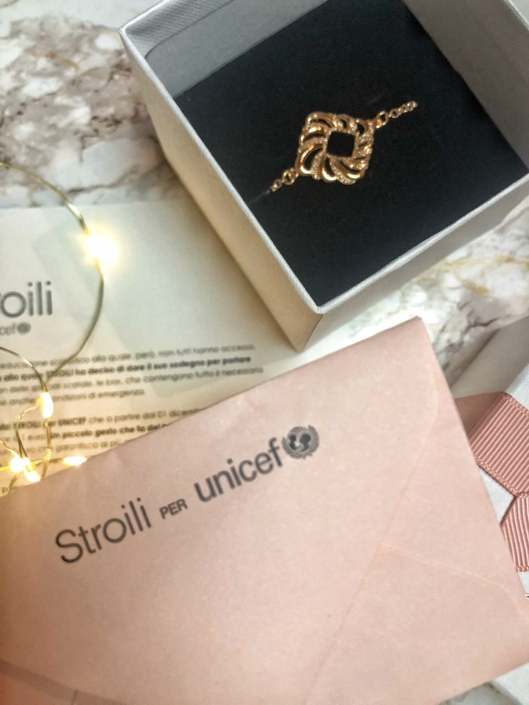 Stroili Unicef: gli speciali biglietti natalizi per sostenere School on the box