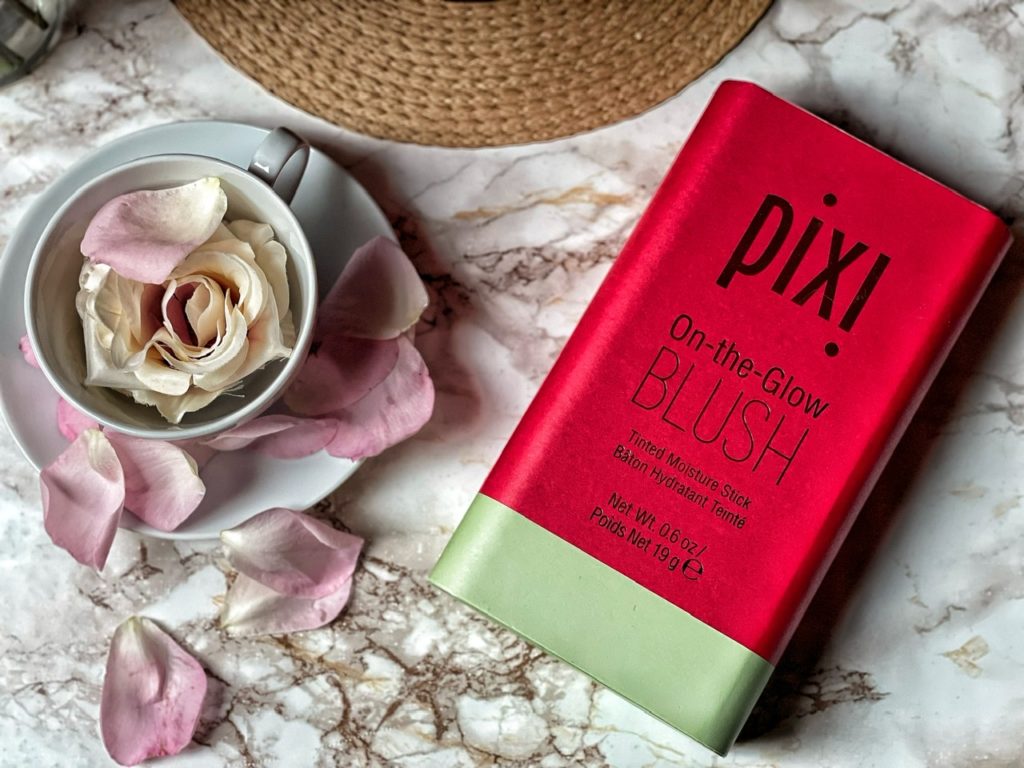 On The Glow Blush: ecco le nuove tonalità di phard di pixi Beauty