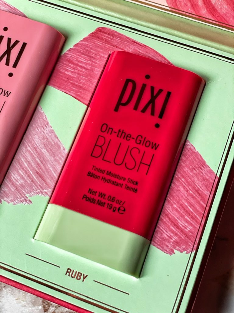 On The Glow Blush: ecco le nuove tonalità di phard di pixi Beauty