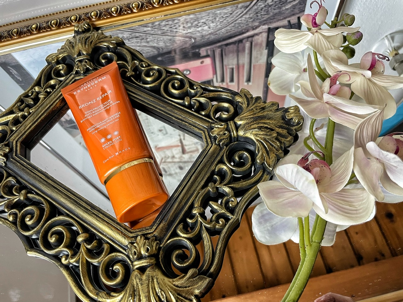 Bronz Repair Soleil Fort di Esthederm