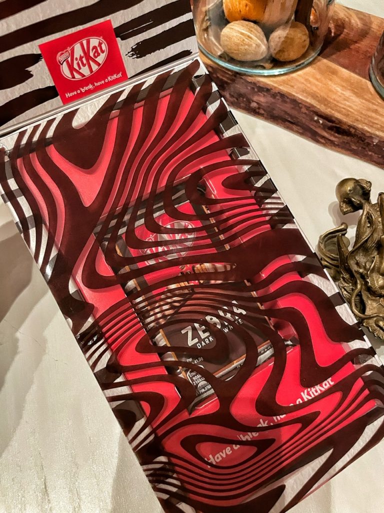 Kit Kat Zebra Dark & White: il nuovo break in edizione limitata di Kit Kat