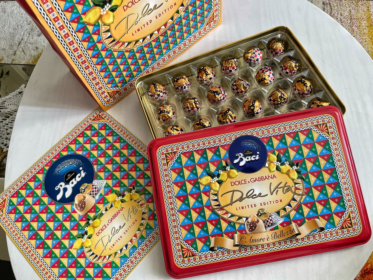 Dolce Vita: La nuova limited edition di Baci Perugina firmata da Dolce & Gabbana