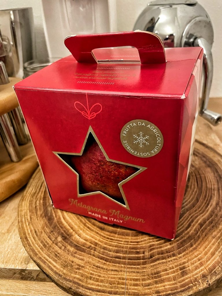 Lome Superfruit Christmas Cube: Un regalo si Natale davvero speciale