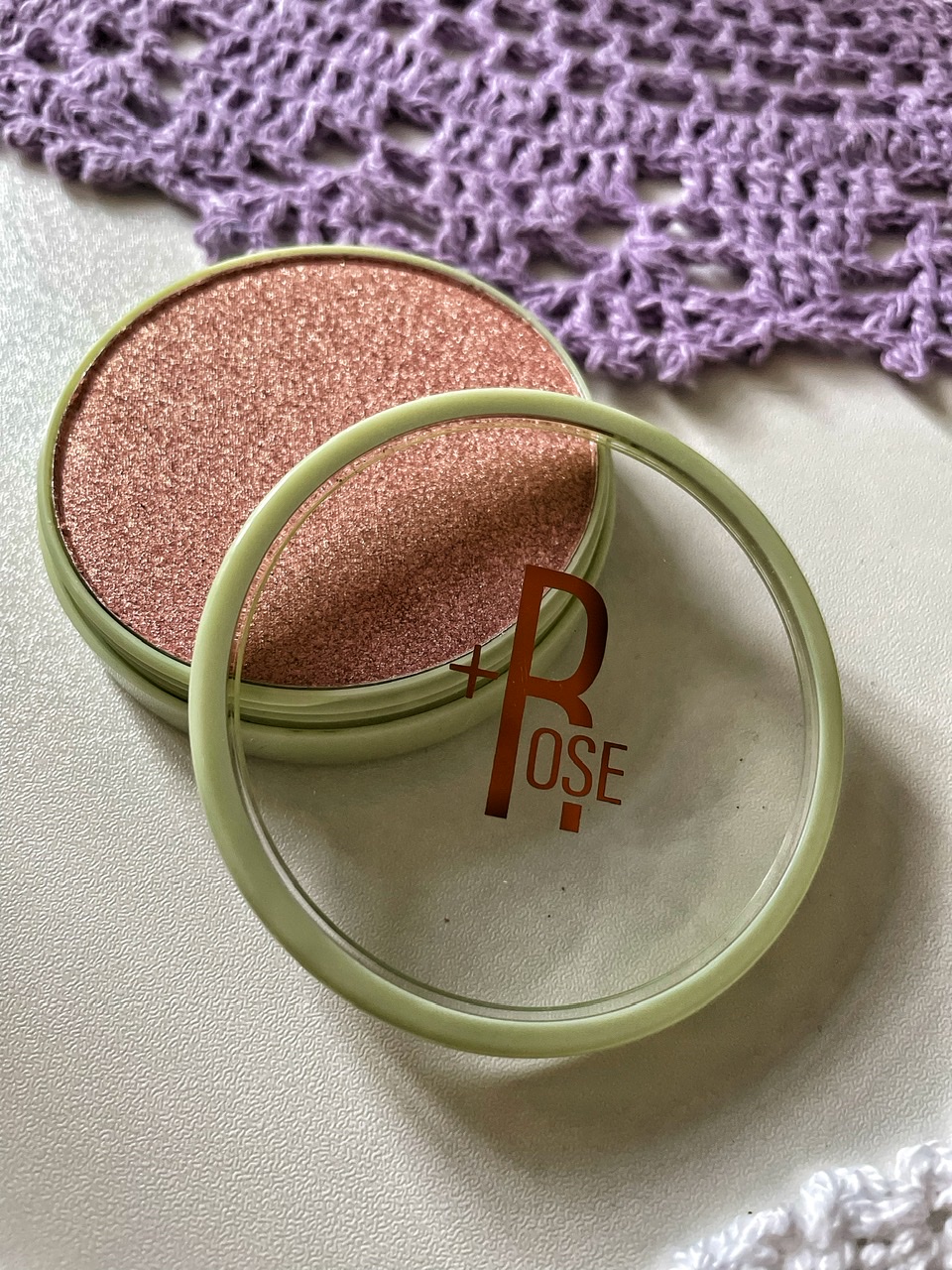 Rose Pixi beauty: la linea lenitiva che nutre ed equilibra le pelli più sensibili