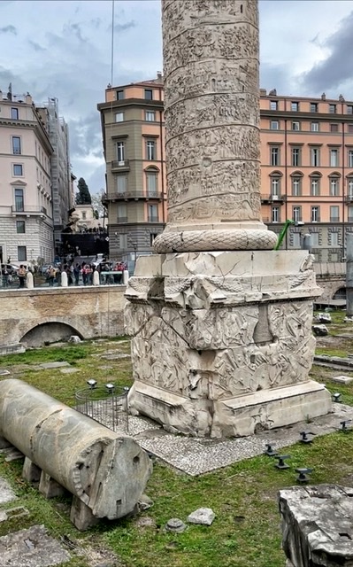 Colonna Traiana: il monumento meglio conservato nell'attuale città di Roma