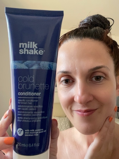 cold brunette: il segreto per un colore impeccabile e duraturo