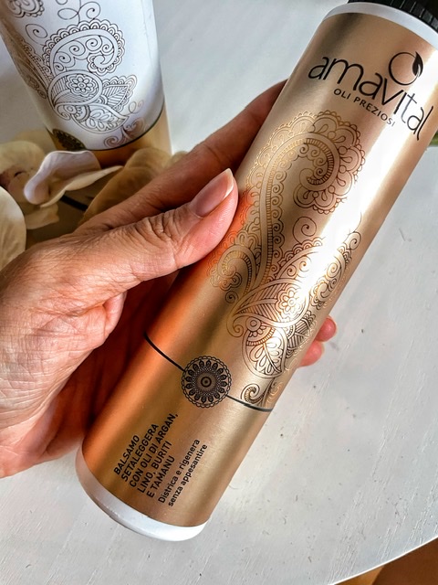 Abitudini che hanno le donne con capelli ultra-lucidi