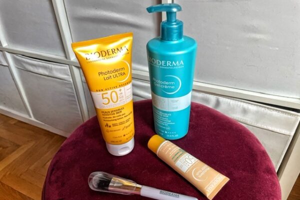 Protezione solare completa: Photoderm Lait Ultra di Bioderma