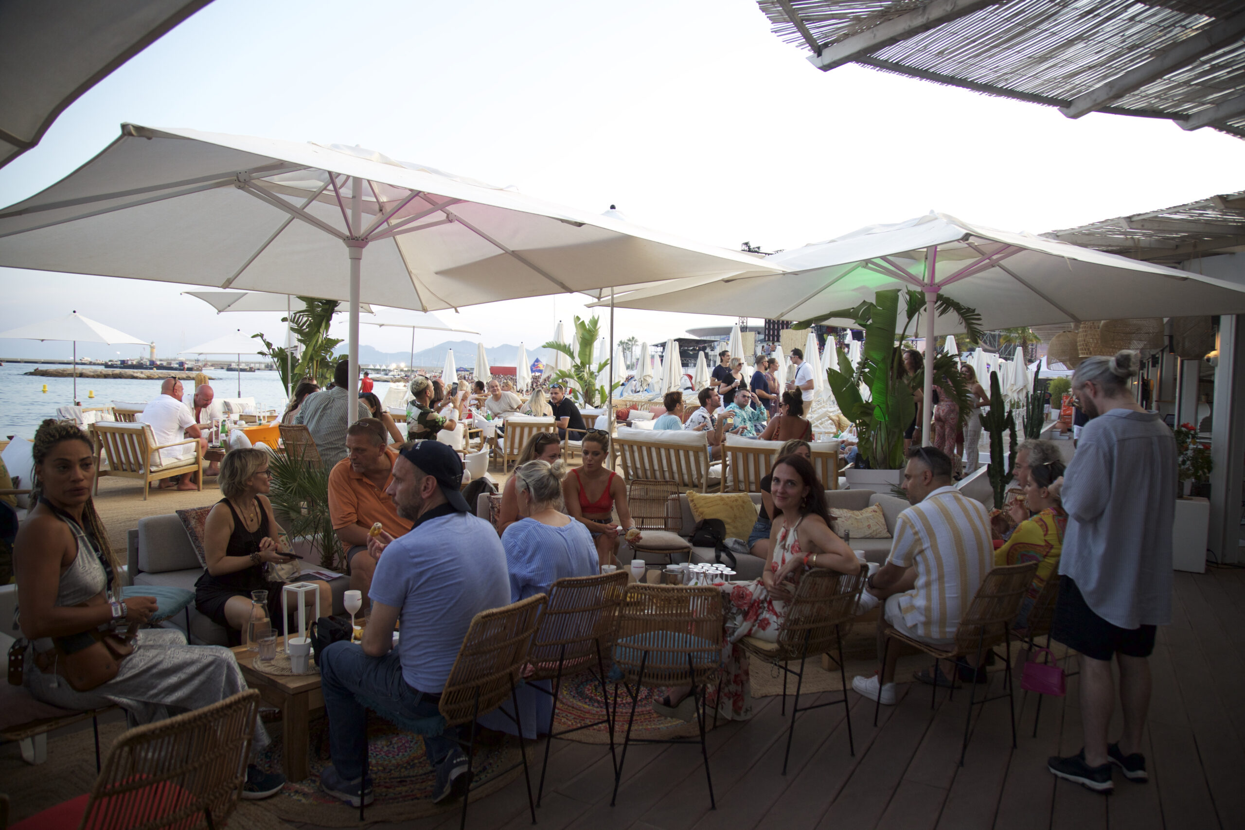 Les Plages Electroniques 2022: il festival della musica elettronica a Cannes