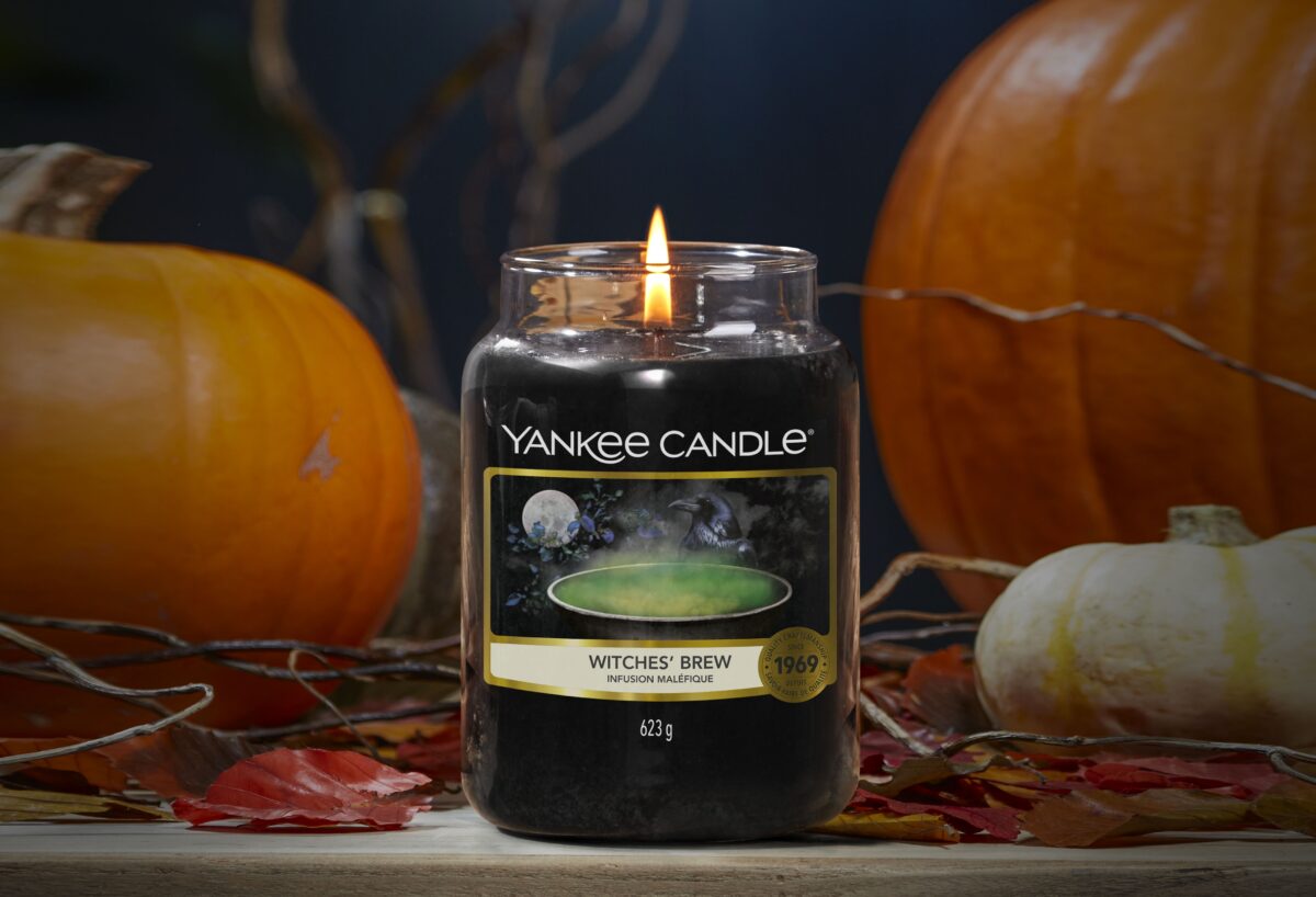 Candela di Halloween firmata Yankee Candle? Witches Brew - Infusion Maléfique