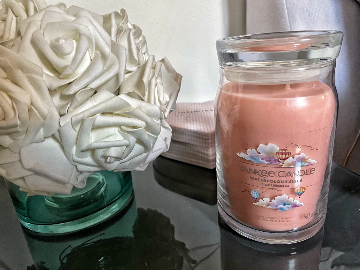 Watercolour Skies, la nuova fragranza di Yankee Candle