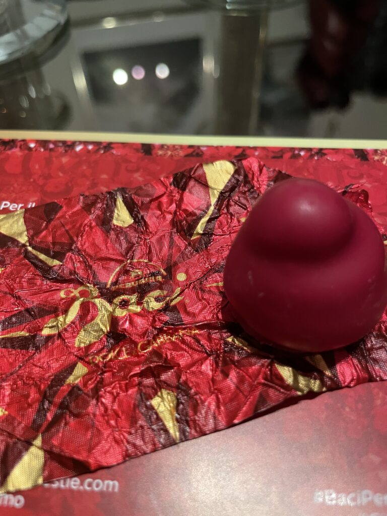 Regali dolci a San Valentino? La limited edition Dolce&Gabbana di Baci Perugina