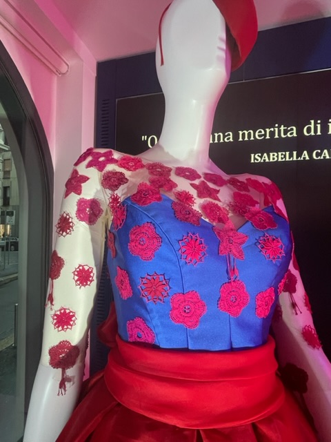 Isabella Caposano: Haute Couture, Demi-Couture e Abiti da Sposa