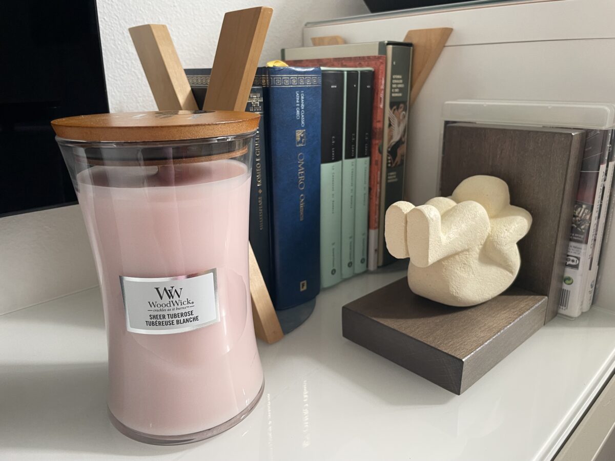 Sheer Tuberose, la nuova candela di WoodWick per la primavera estate