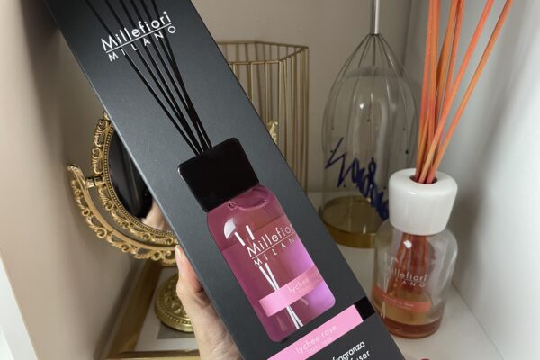 Lychee Rose, la nuova fragranza firmata Millefiori Milano