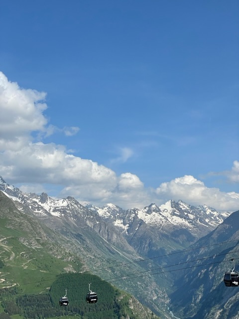 Les 2 Alpes: Un Paradiso Alpino da Esplorare