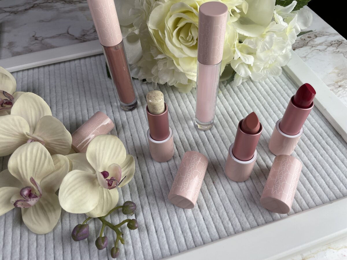 Labbra Screpolate? Scopri la soluzione con la Linea Lip Care di RVBLAB