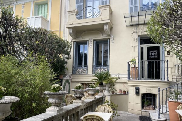 Dove dormire a Nizza in Primavera: consigli e suggerimenti