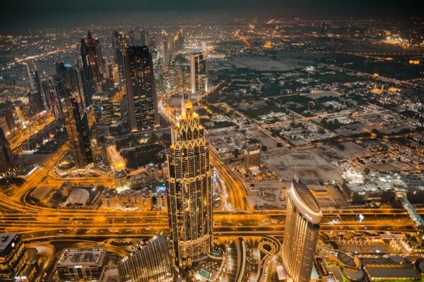 Dubai: un sogno arabo tra grattacieli e deserto