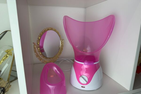 Vapore per la pelle: i benefici sorprendenti del facial steamer