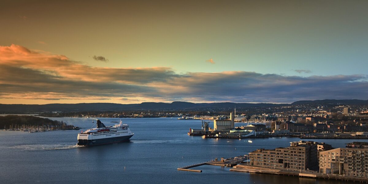 Scopri Oslo in 3 giorni con il nostro itinerario: natura, cultura e storia tra fiordi, musei e architettura moderna. Esplora il meglio della capitale norvegese!