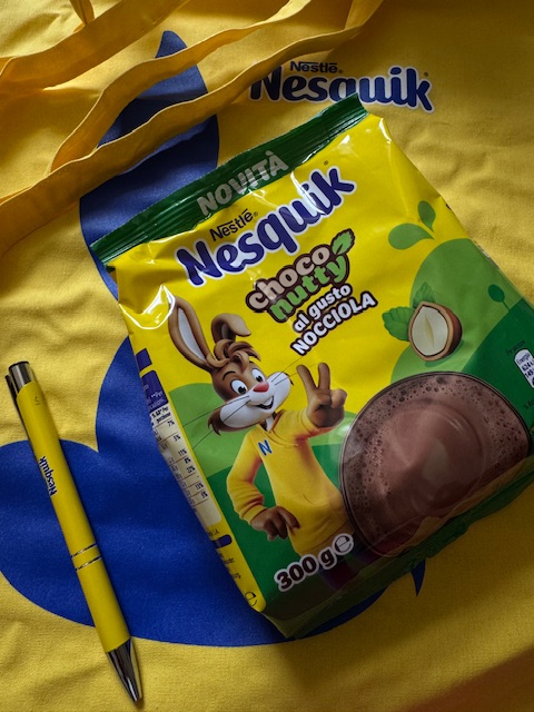 Scopri tutte le novità Nesquik: biscotti, gusti alla fragola e nocciola, meno zuccheri e tanto divertimento per grandi e piccini.