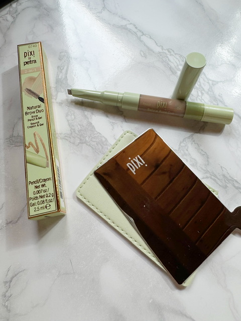 Natural Brow Duo: le sopracciglia perfette non sono una moda