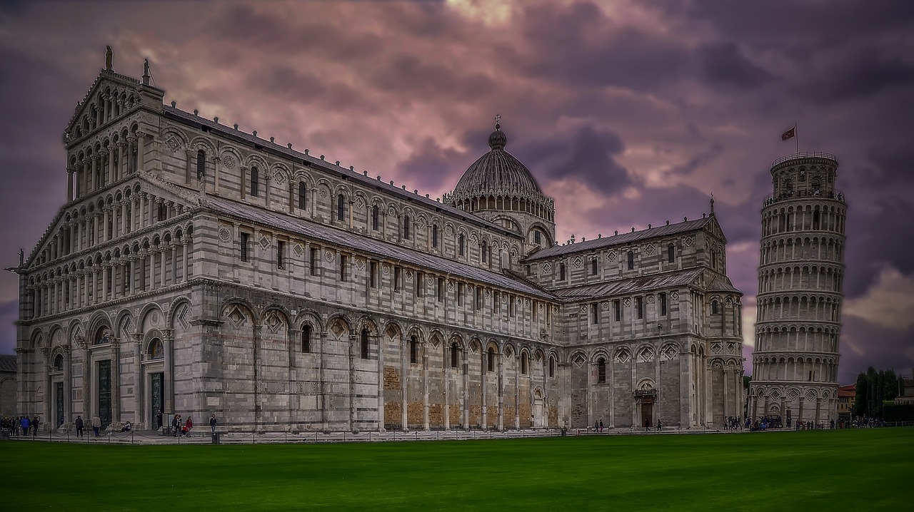 Perché la Torre di Pisa pende davvero? Curiosità e leggende