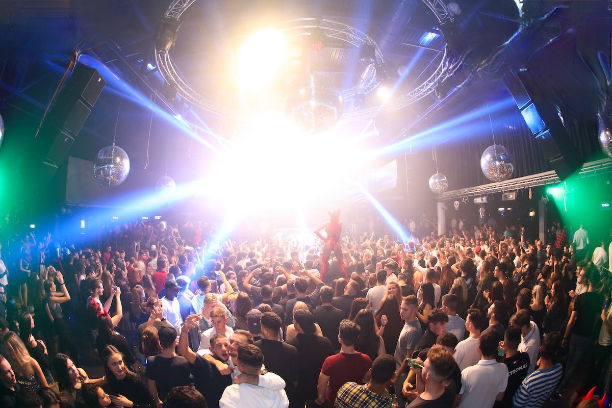DANCEFLOOR: come aiutare dj e club a crescere