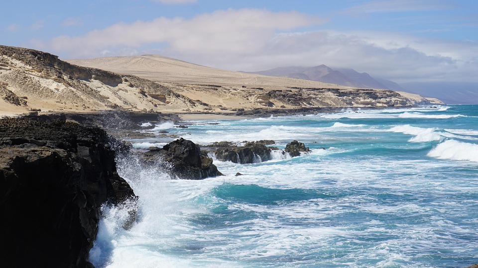 Cosa mangiare alle Canarie: i piatti tipici da provare assolutamente