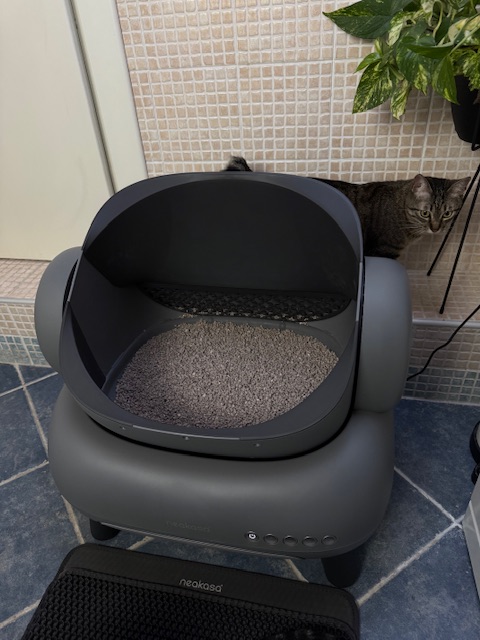 Neakasa M1 Open-top Cat Litter Box
Lettiera automatica Neakasa M1 Open-top Cat Litter Box