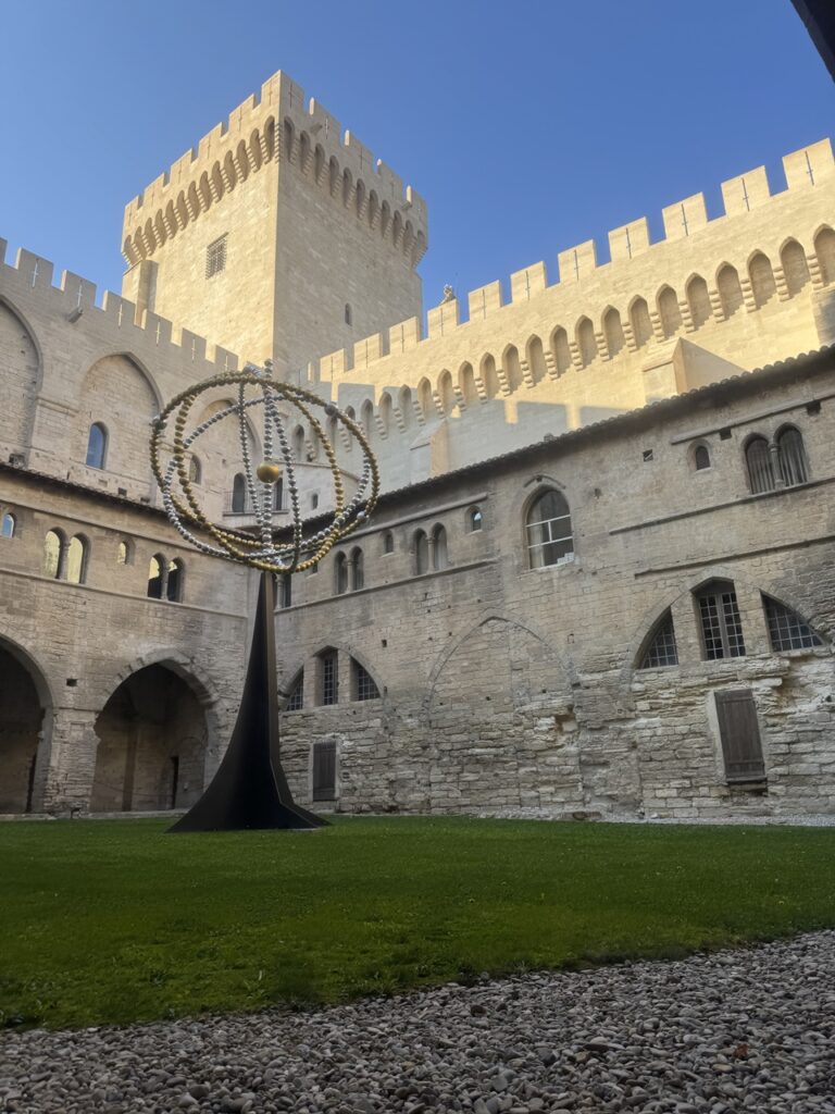 Palais des Papes: scopri il gioiello di Avignone tra storia e grandezza gotica