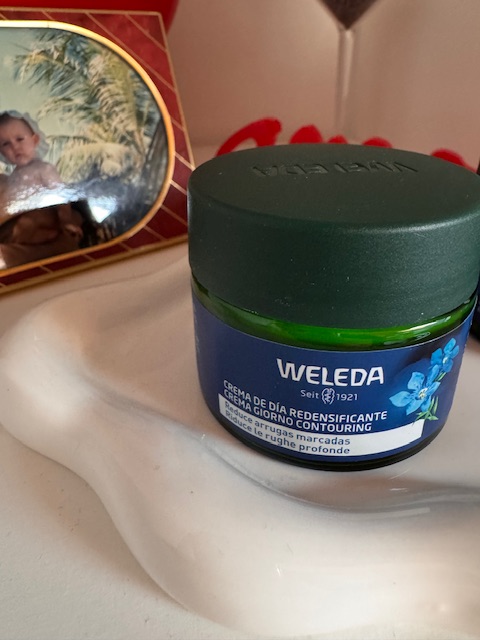 La routine ridensificante di Weleda