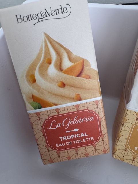 NUOVI ProfuMINI LA GELATERIA di Bottega Verde: i profumi gourmand che fanno subito estate