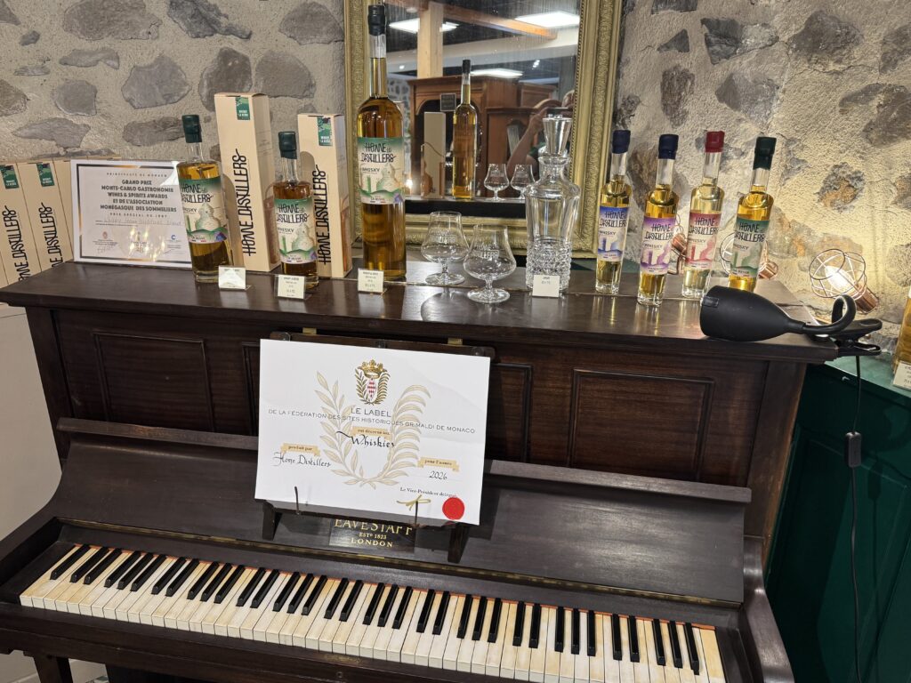 Home Distillers a Polignac: degustazione della Liqueur de Verveine