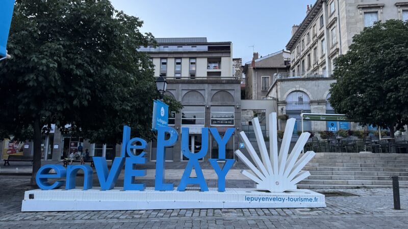 Le Puy-en-Velay: tra la Cattedrale, il Rocher Saint-Michel e i vicoli del centro storico