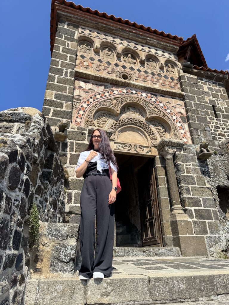 Le Puy-en-Velay: tra la Cattedrale, il Rocher Saint-Michel e i vicoli del centro storico