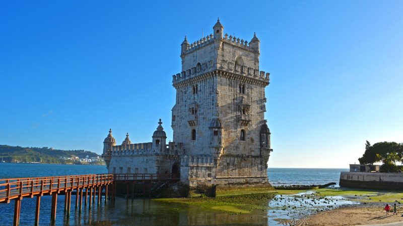 Lisbona in autunno: Miradouros, vicoli storici dell’Alfama e tramonti magici sul fiume Tago