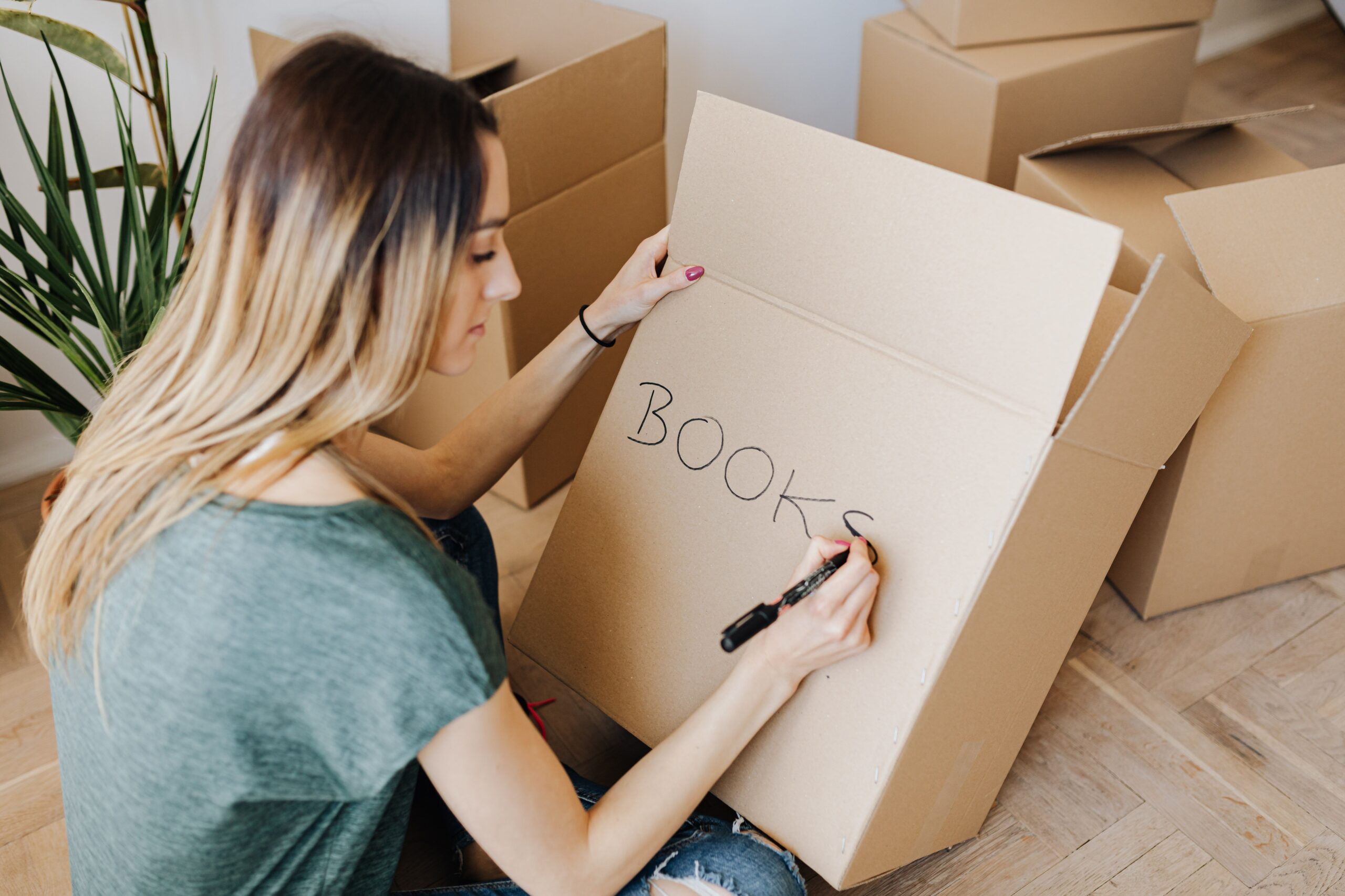 Decluttering Autunnale: come ridurre il superfluo negli spazi per fare chiarezza nella mente e ritrovare la concentrazione