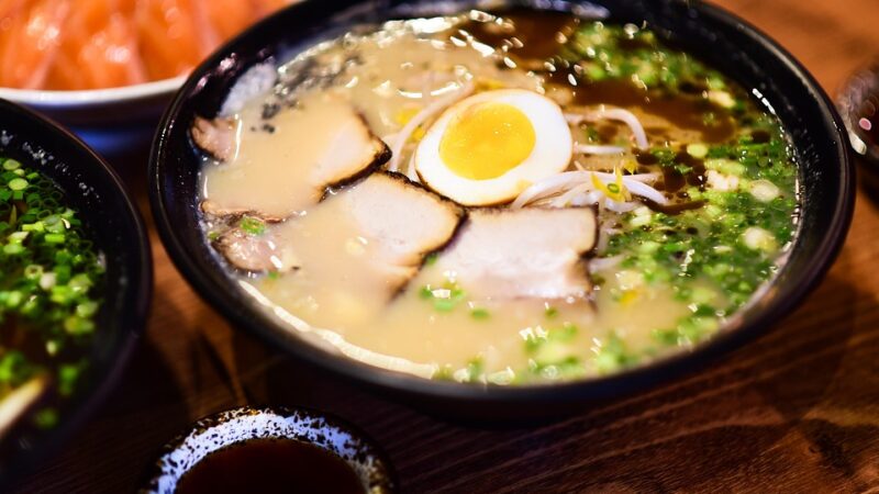 Ramen Giapponese: storia, tipologie di brodo e i segreti per preparare a casa una ciotola perfetta