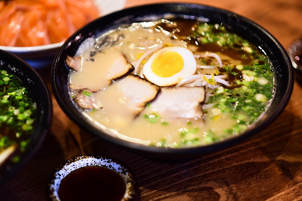 Ramen Giapponese: storia, tipologie di brodo e i segreti per preparare a casa una ciotola perfetta
