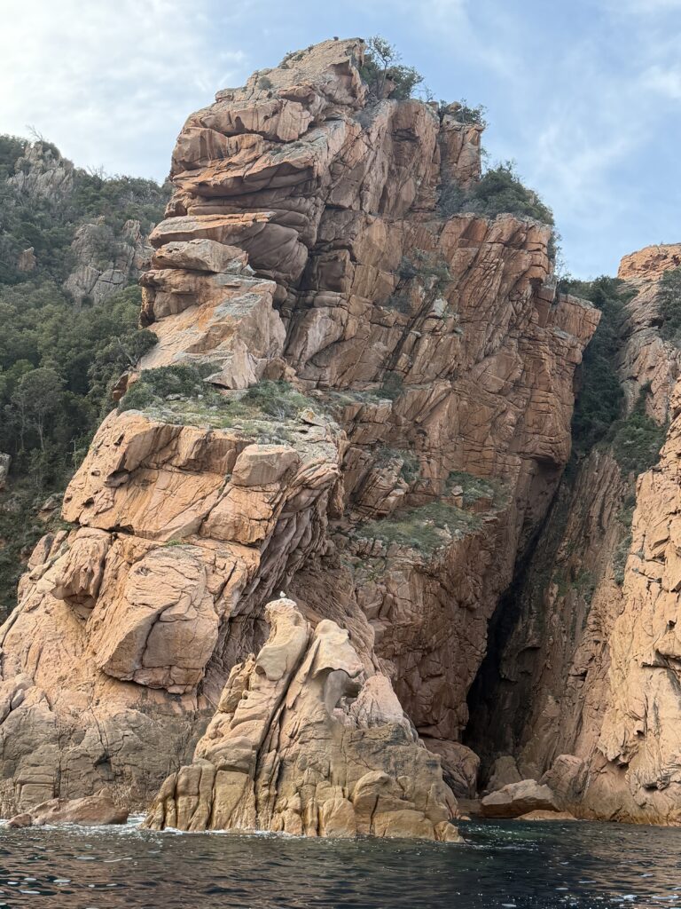 Gita in barca da Porto a Scandola, Girolata e le Calanques di Piana: la Corsica segreta