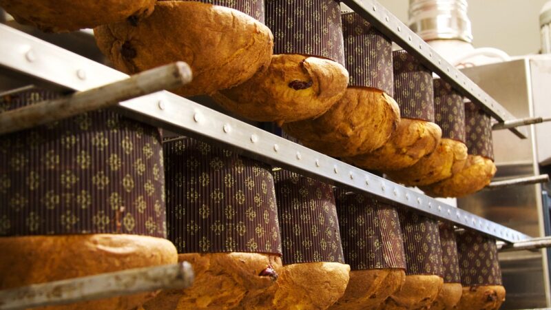 Pandoro di Verona: storia e origini di un dolce da re