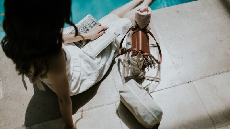 Beauty case per la Corsica: 7 prodotti multitasking per mare e montagna